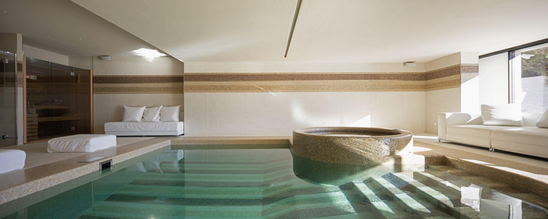 Spa Bereich mit Pool im Wellnesshotel Bayern